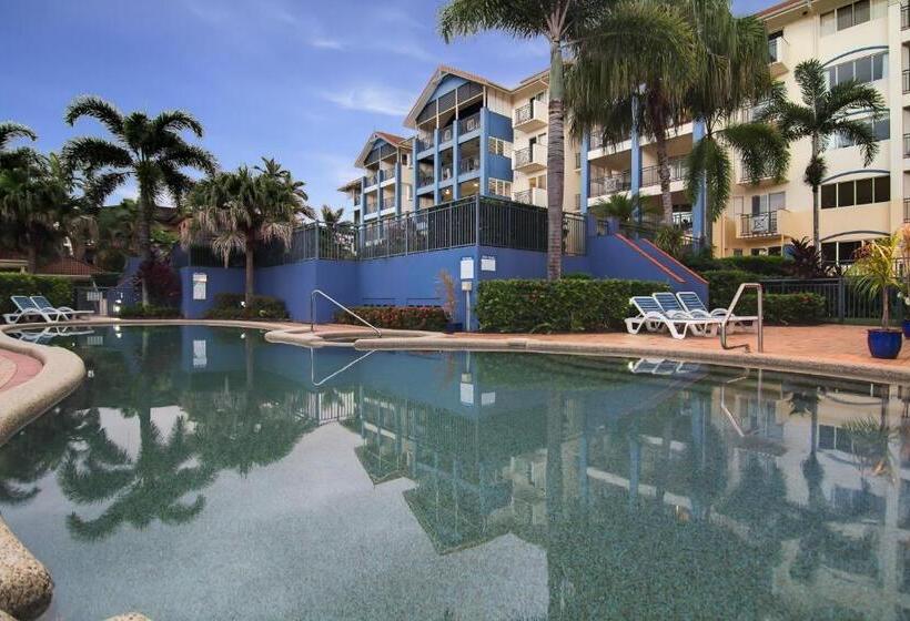 North Cove Waterfront Suites