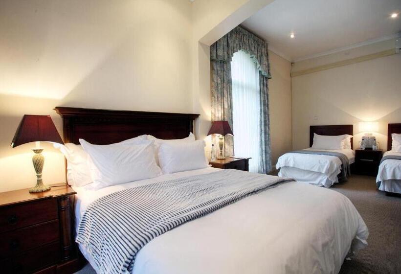 פנסיון 39 On Church