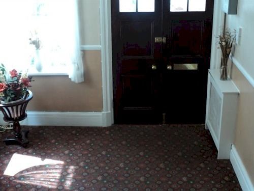 بنسيون The Cabana