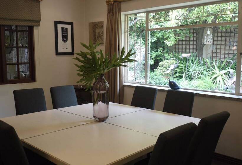 膳宿费 Claires Of Sandton Luxury Guest House