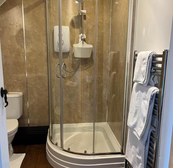 بنسيون Overdale Room Only And Free Parking