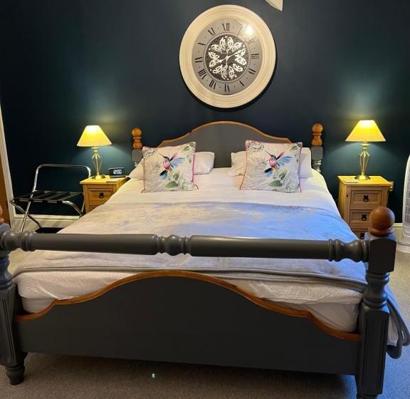 بنسيون Overdale Room Only And Free Parking