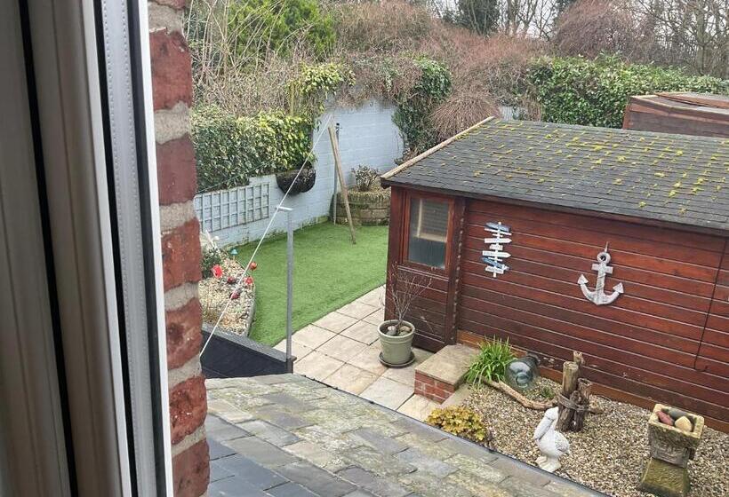 بنسيون Overdale Room Only And Free Parking