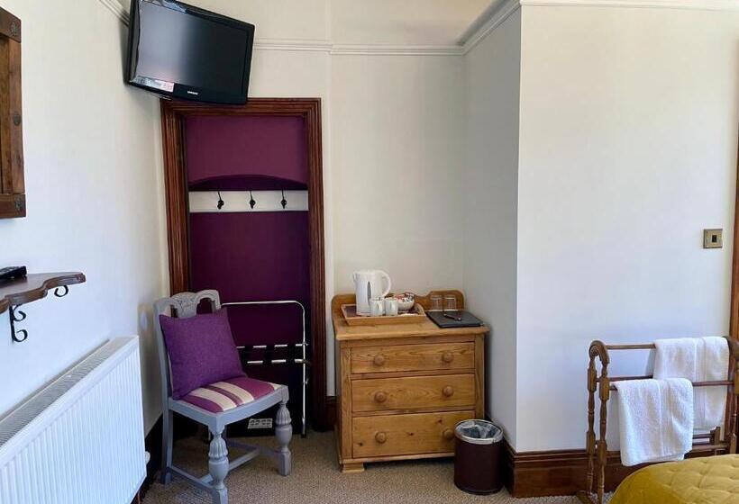 بنسيون Overdale Room Only And Free Parking