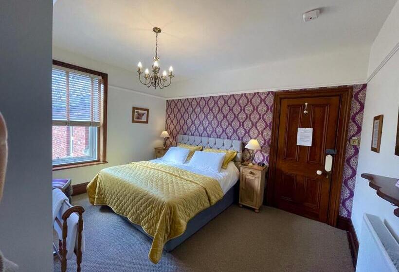 بنسيون Overdale Room Only And Free Parking