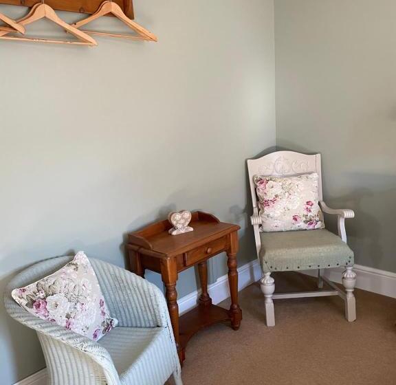 بنسيون Overdale Room Only And Free Parking