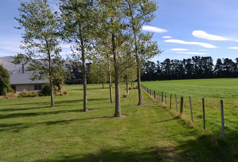 פנסיון Quickenberry Guesthouse