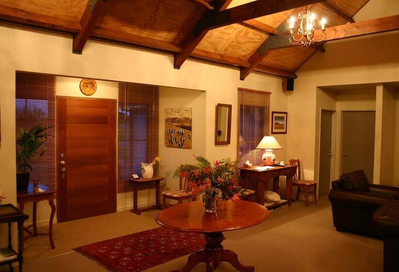 פנסיון Quickenberry Guesthouse