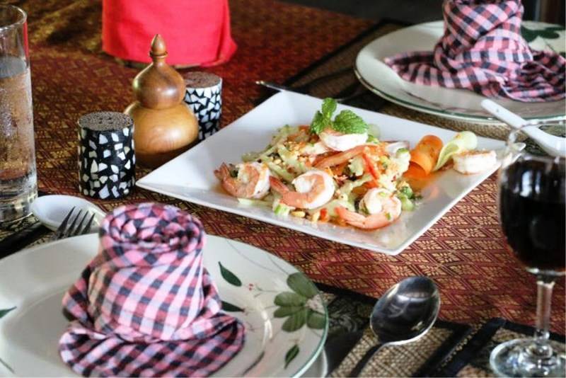 펜션 The Bong Thom Homestay