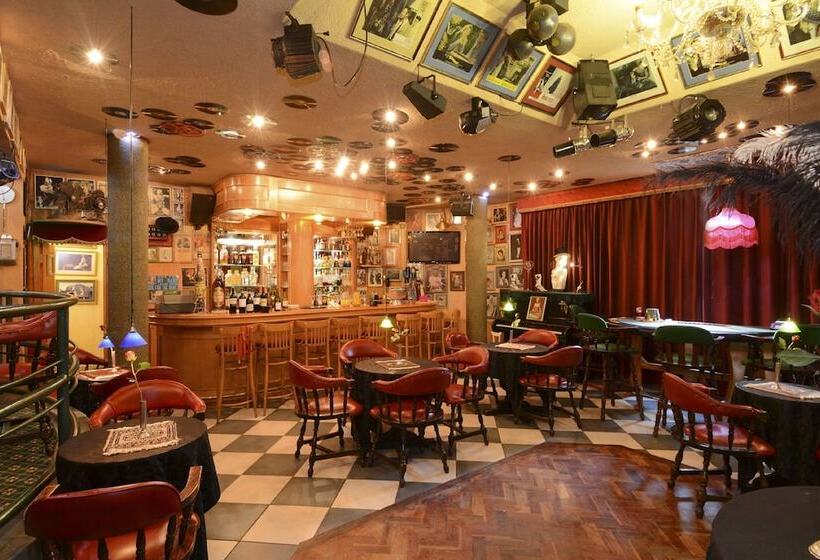 膳宿费 Villa Simonne