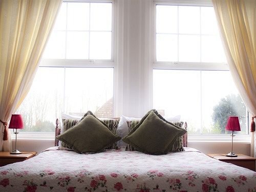 Пансион Eve's B&b