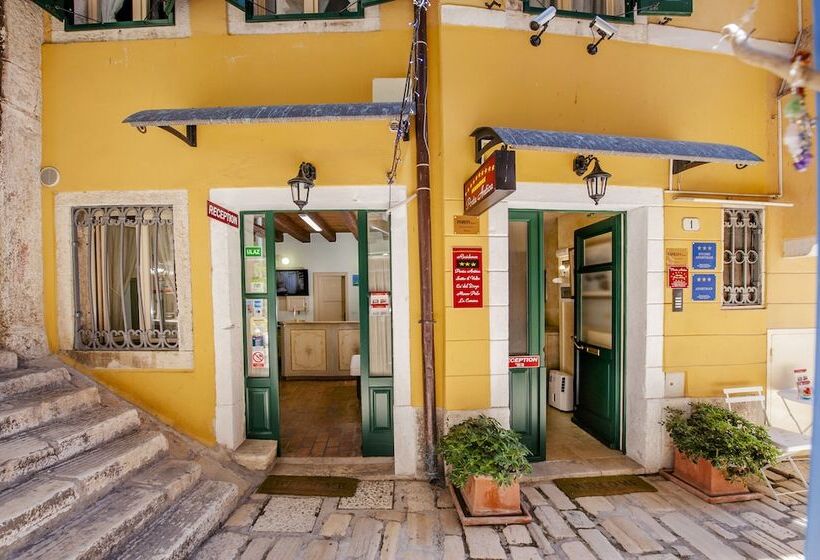 Residence Porta Antica Centro Storico