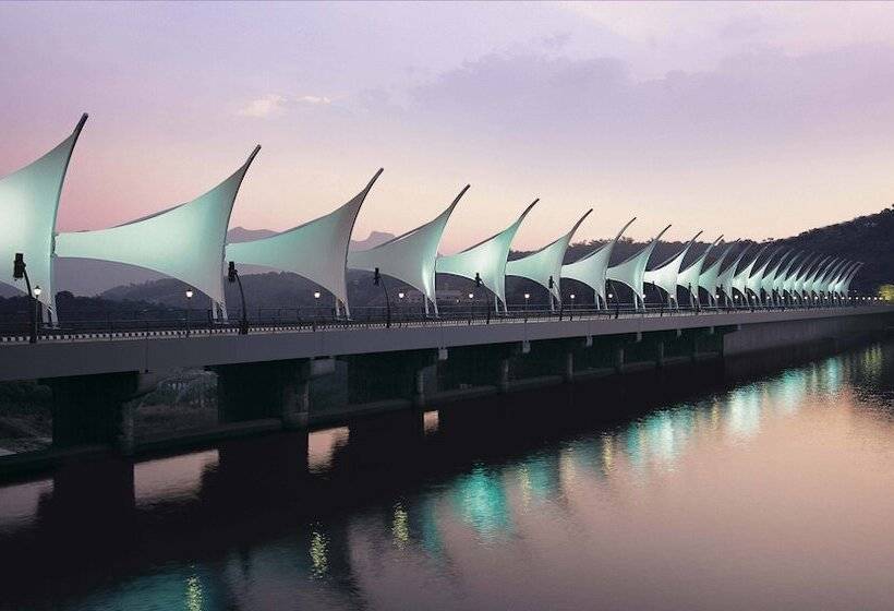 אתר נופש Aamby Valley City