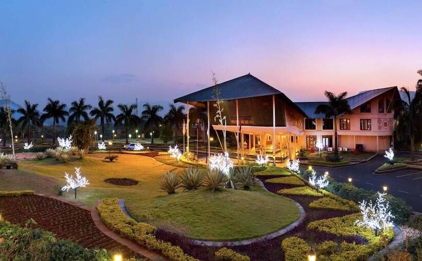 אתר נופש Aamby Valley City