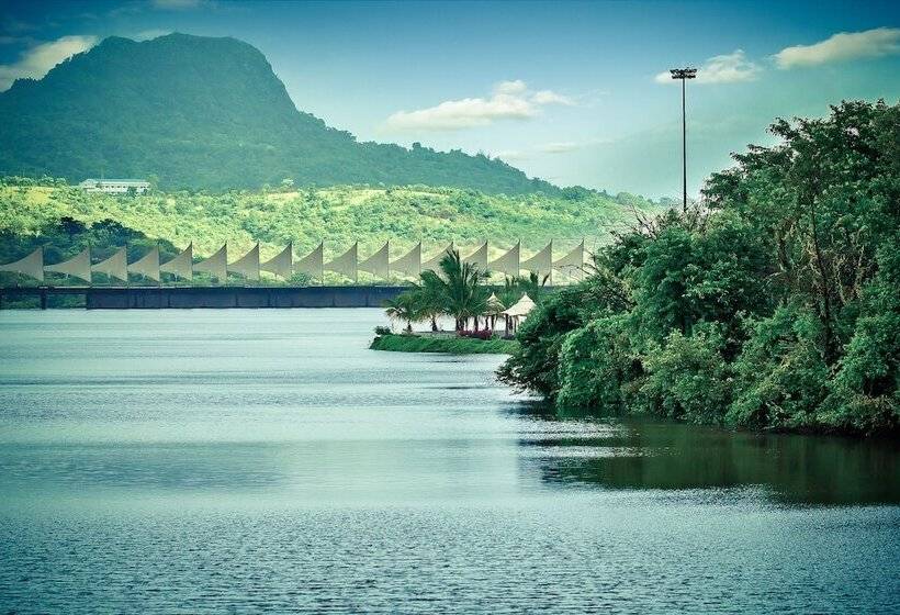 אתר נופש Aamby Valley City