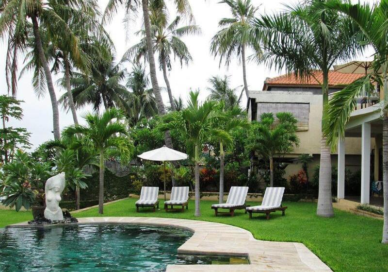 Курорт Dolphin Beach Bali