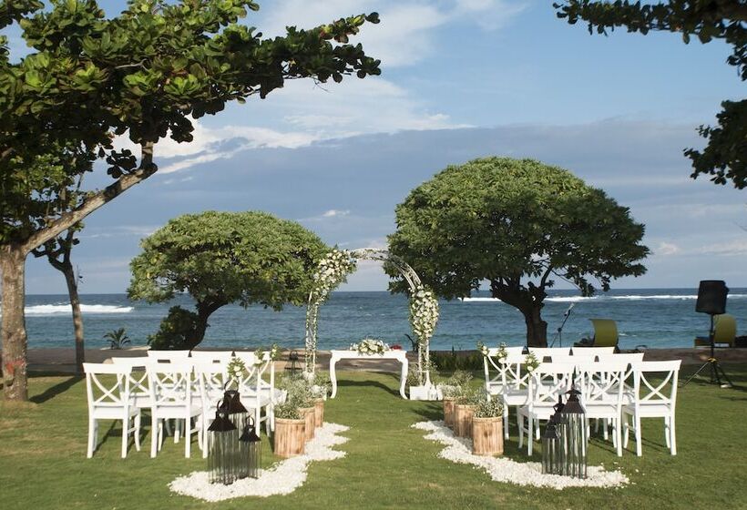 リゾートホテル MERUSAKA Nusa Dua