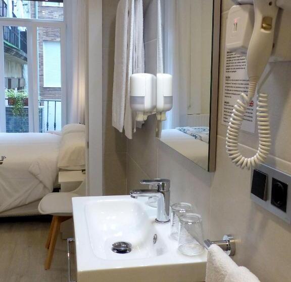 בית מלון כפרי Pension Donostiarra