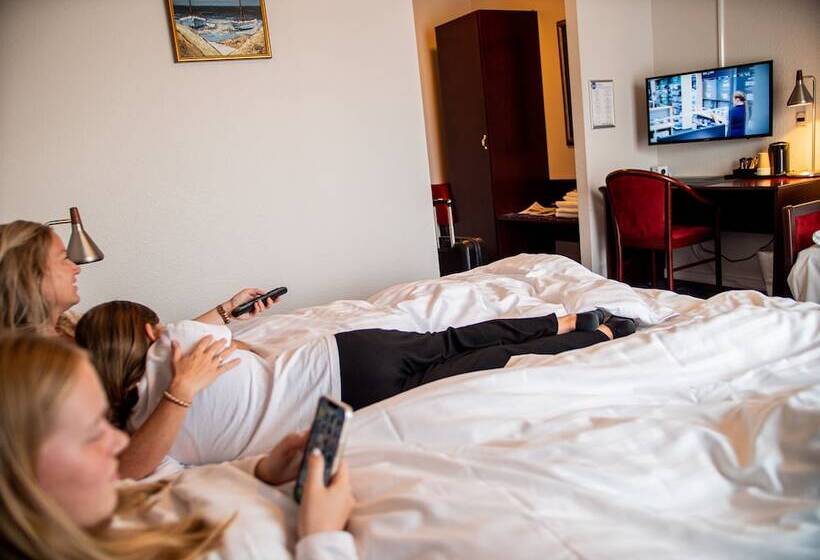 בית מלון כפרי Søgården Brørup