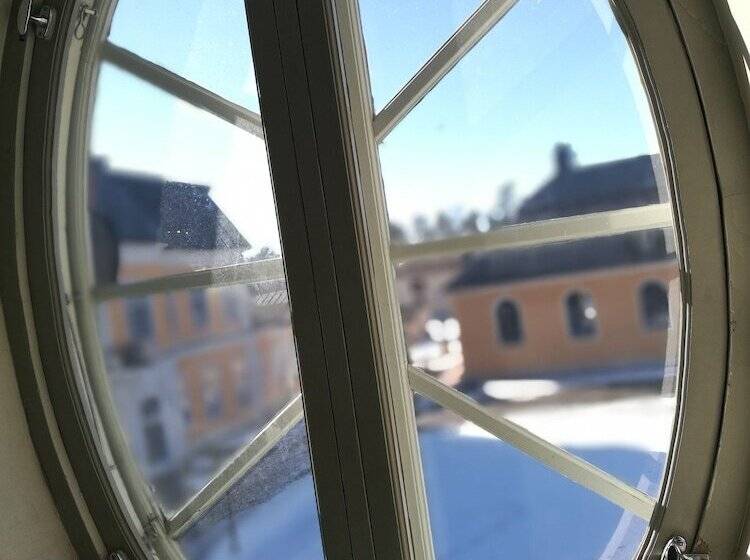 Отель Wärdshuset Gammel Tammen österbybruk