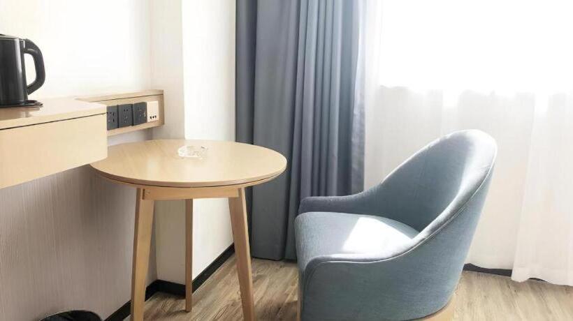 호텔 City Comfort Inn Chibi Walking Street