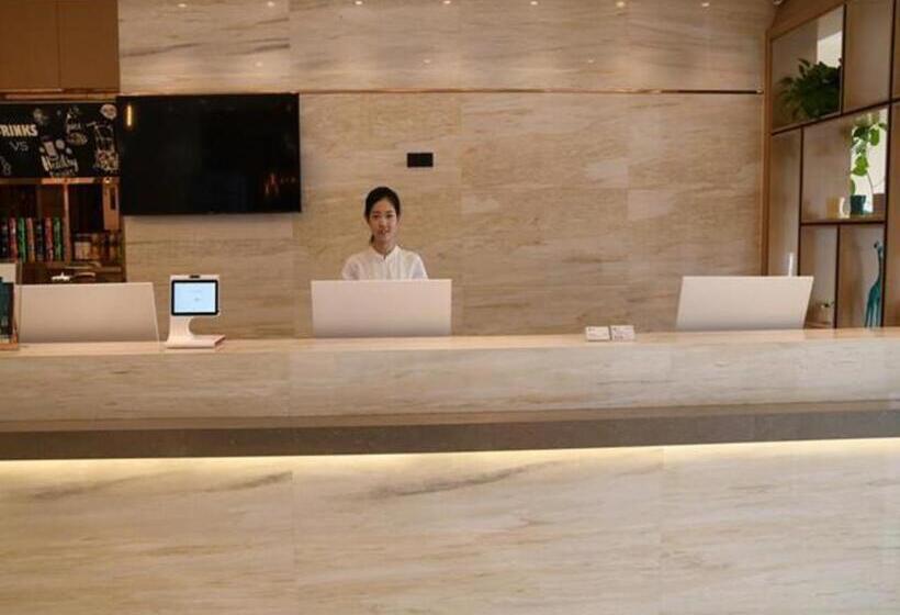 فندق City Comfort Inn Weifang Fuhua Amusement Park Information College