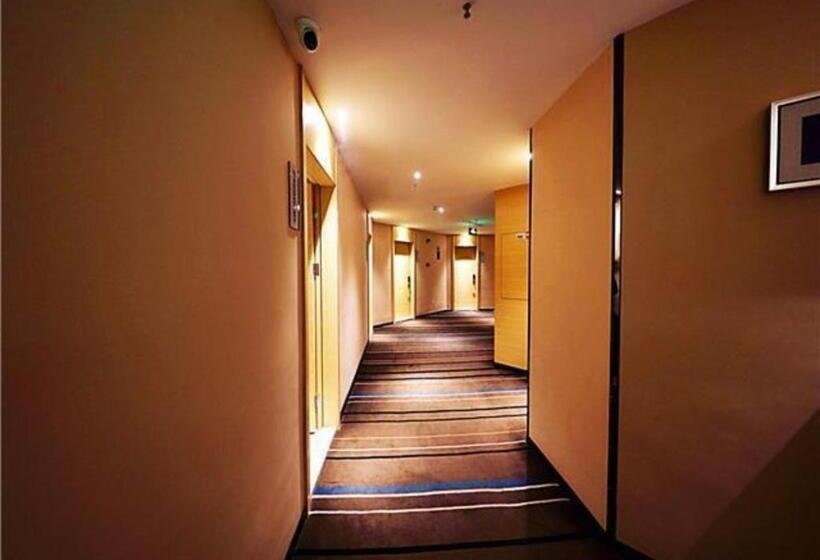 酒店 City Comfort Inn Wuhan Hankou Jiangtan