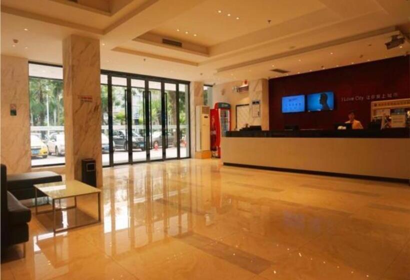 酒店 City Comfort Inn Zhanjiang Middle Renmin Avenue Dingsheng Square