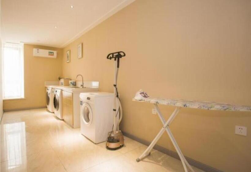 호텔 City Comfort Inn Zhanjiang South Railway Station