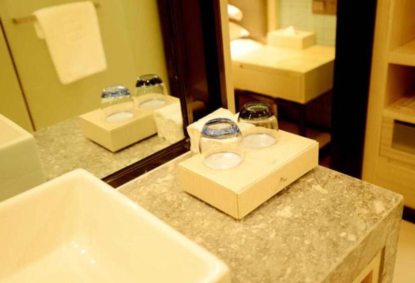 Echarm Hotel Wuhan Jianghan Road Walking Street
