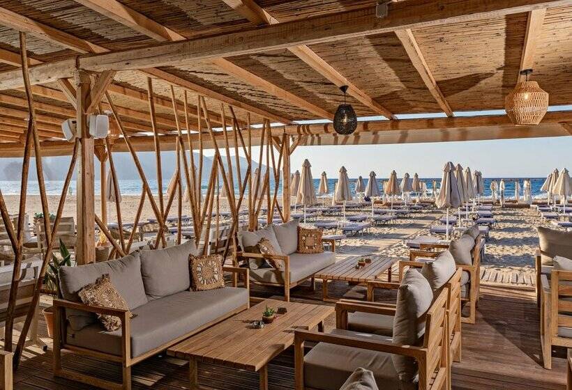 酒店 Georgioupolis Suites