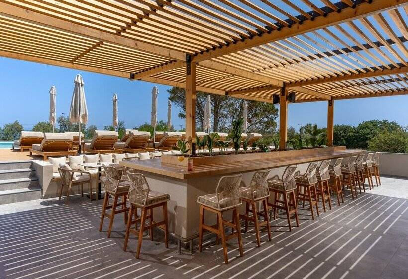 酒店 Georgioupolis Suites