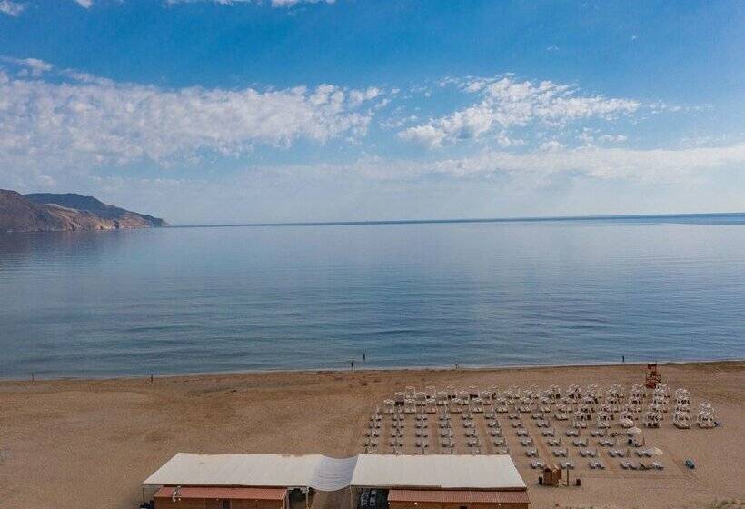 酒店 Georgioupolis Suites