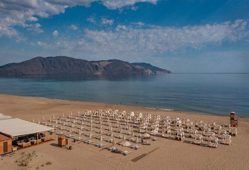 酒店 Georgioupolis Suites