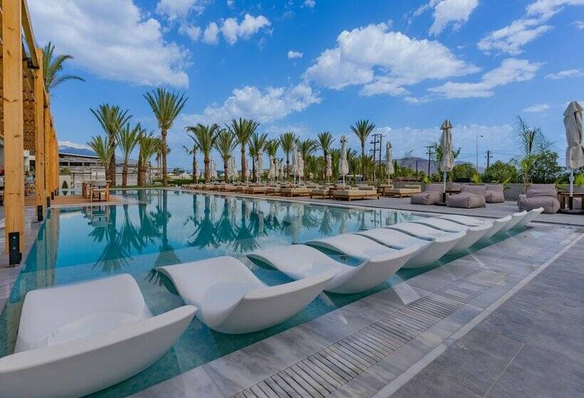 酒店 Georgioupolis Suites