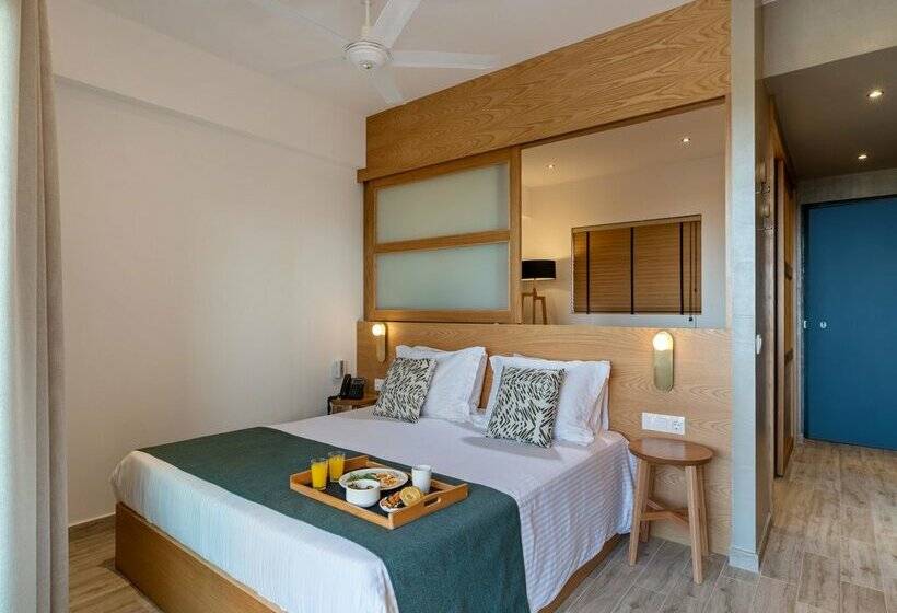 酒店 Georgioupolis Suites