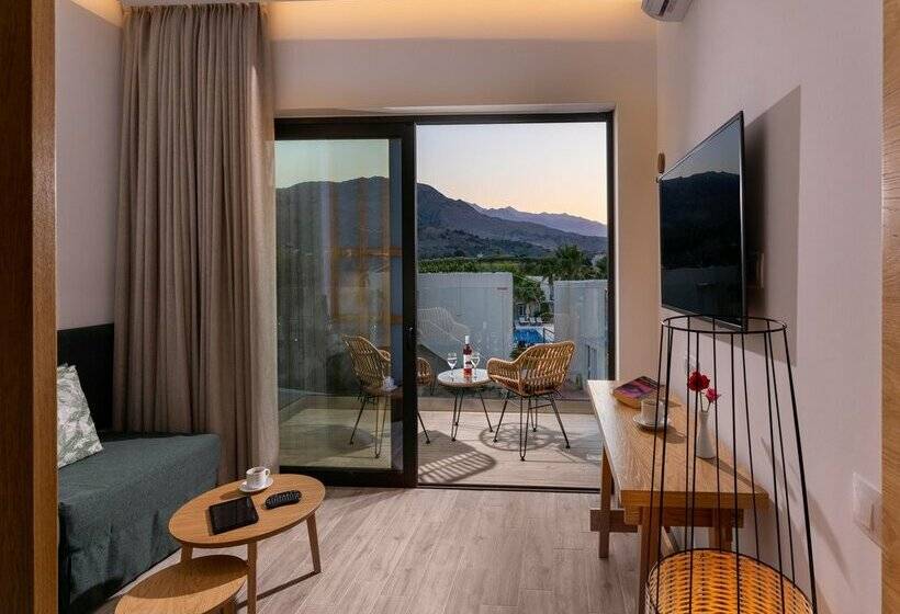 酒店 Georgioupolis Suites