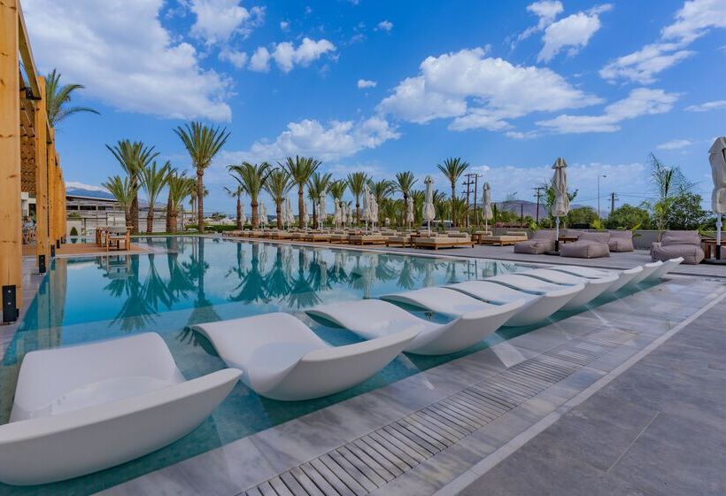 ホテル Georgioupolis Suites