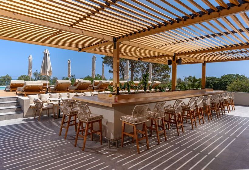 酒店 Georgioupolis Suites