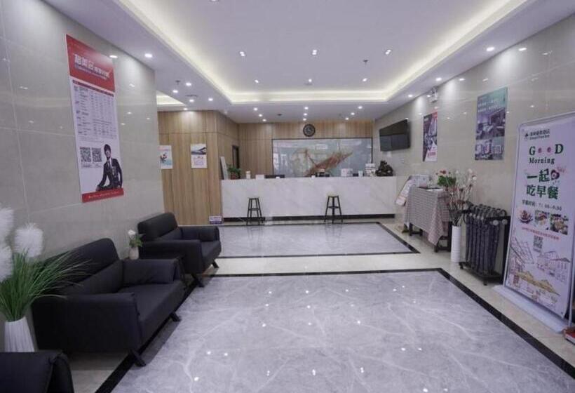 בית מלון כפרי Green Tree Inn Express Weifang Zhucheng Longyuan Shangcheng