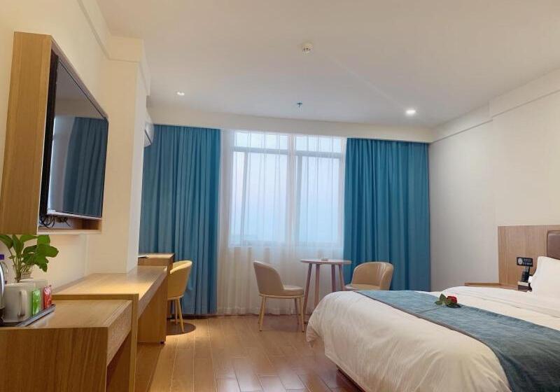 בית מלון כפרי Greentree Inn Guangdong Zhanjiang Donghai Island