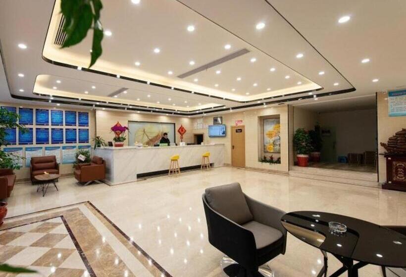 هتل Greentree Inn Express Wuxi Jiangyin Wanda Plaza Tongfu Road