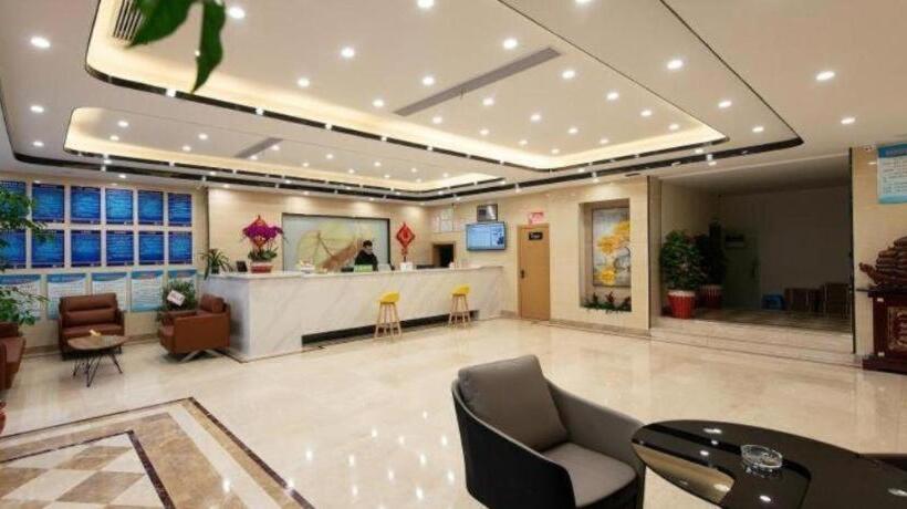 هتل Greentree Inn Express Wuxi Jiangyin Wanda Plaza Tongfu Road