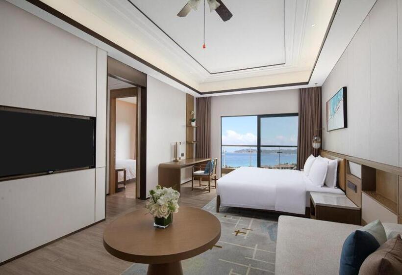 בית מלון כפרי Holiday Inn & Suites Sanya Yalong Bay, An Ihg