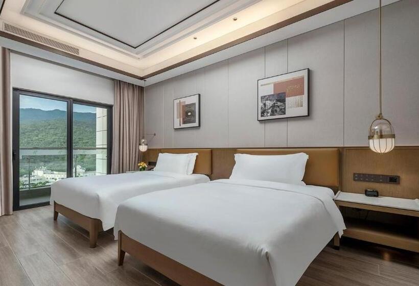 בית מלון כפרי Holiday Inn & Suites Sanya Yalong Bay, An Ihg