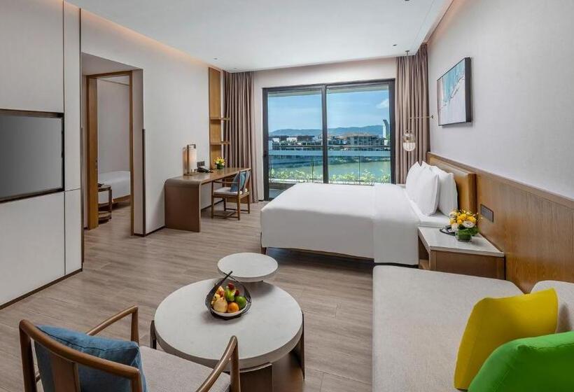 בית מלון כפרי Holiday Inn & Suites Sanya Yalong Bay, An Ihg