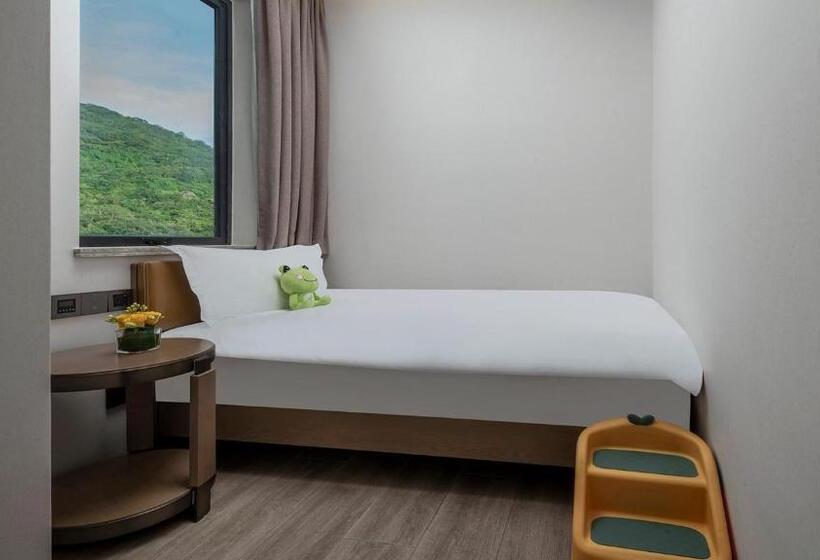 בית מלון כפרי Holiday Inn & Suites Sanya Yalong Bay, An Ihg