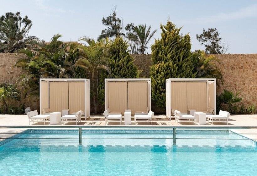 Отель JAZ Neo Almazino, Almaza Bay