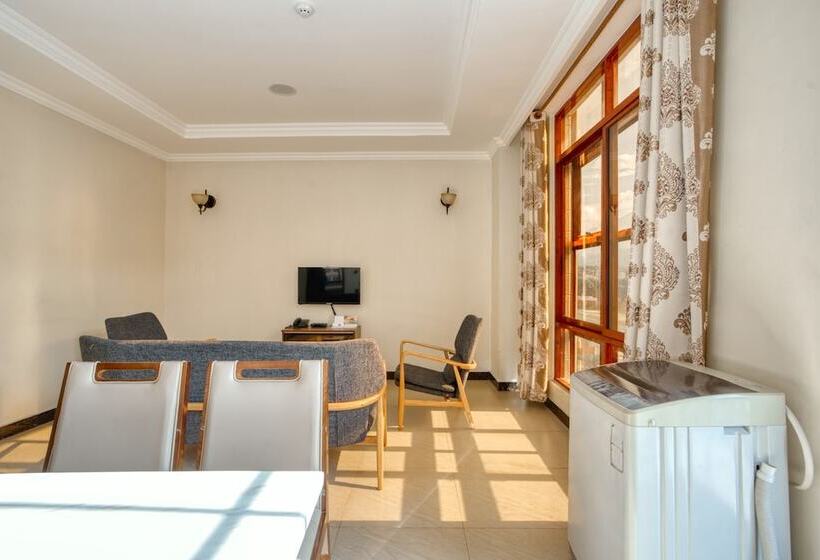 هتل Kibo Palace Apartments