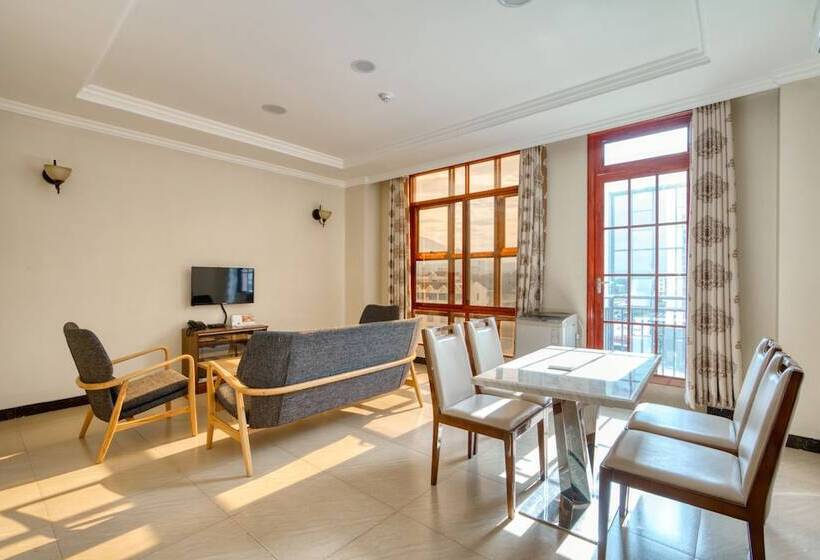 هتل Kibo Palace Apartments